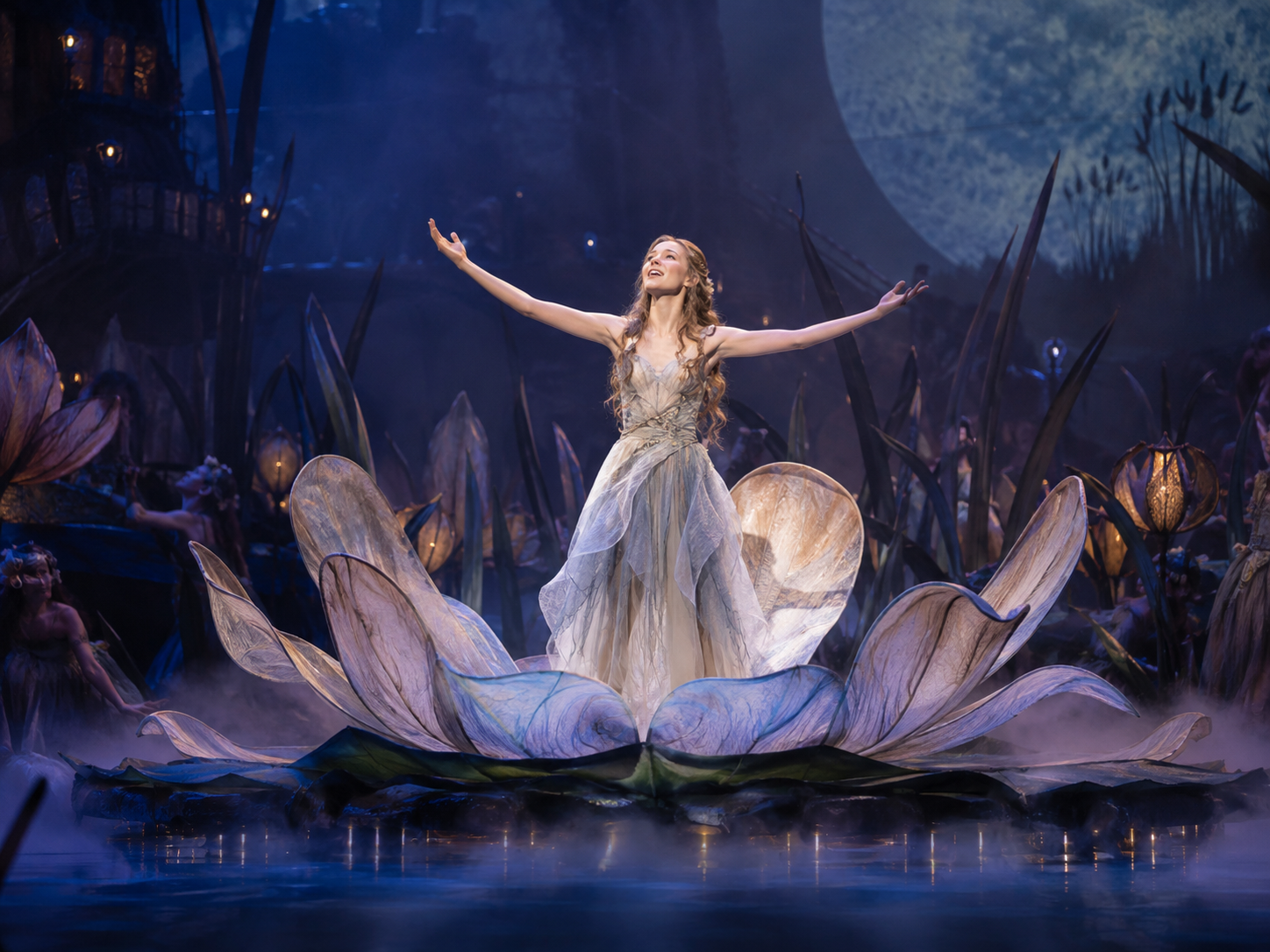 THUMBELINA — stage concept 1